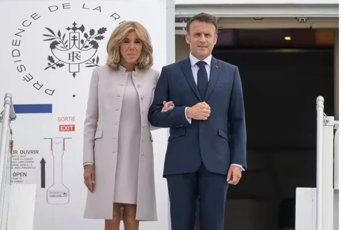 Ranskan presidenttipari Brigitte Macron ja presidentti Emmanuel Macron. Kuva: Christophe Gateau